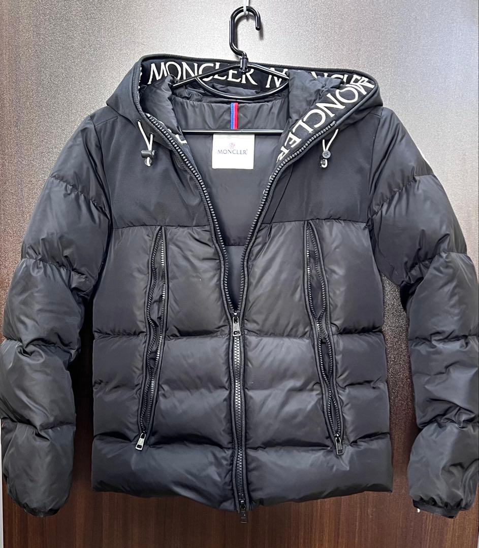 MONCLER モンクレール MONTCLA モンクラー ダウンジャケット 1