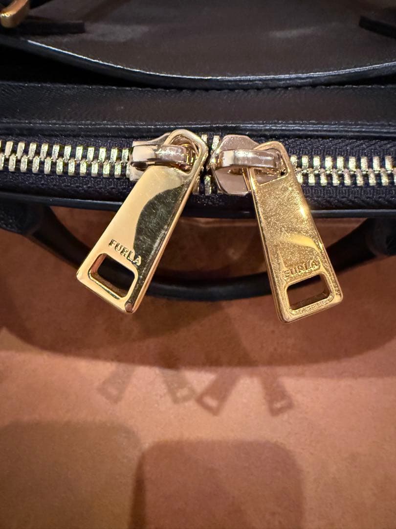 フルラ ファンタスティカ　Mサイズ ハンドバッグ 保存袋付