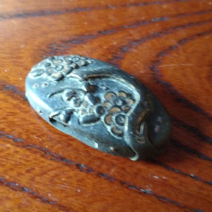 刀の縁頭　目貫　12点