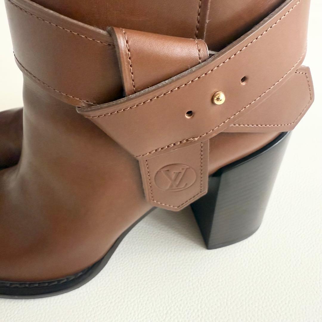 【ルイヴィトン】LVサークルアンクルブーツ ロゴ入り レザー ブーティ 36.5