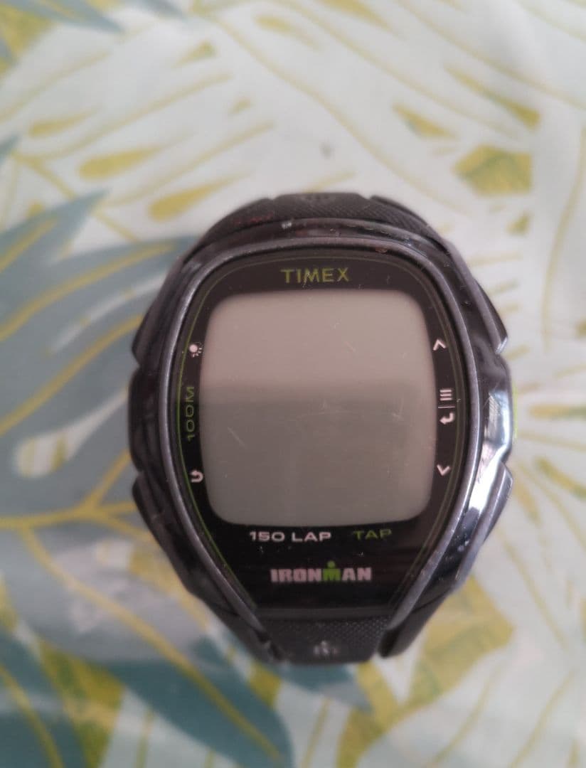 デジタル腕時計 多機能 スポーツスタイル