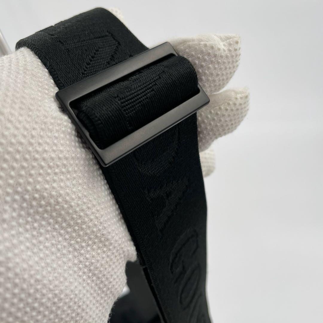 T*T様 【極美品】  カナダグース ミニウエストパック