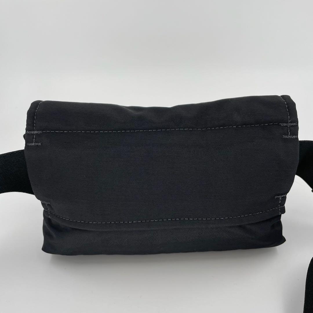 T*T様 【極美品】  カナダグース ミニウエストパック