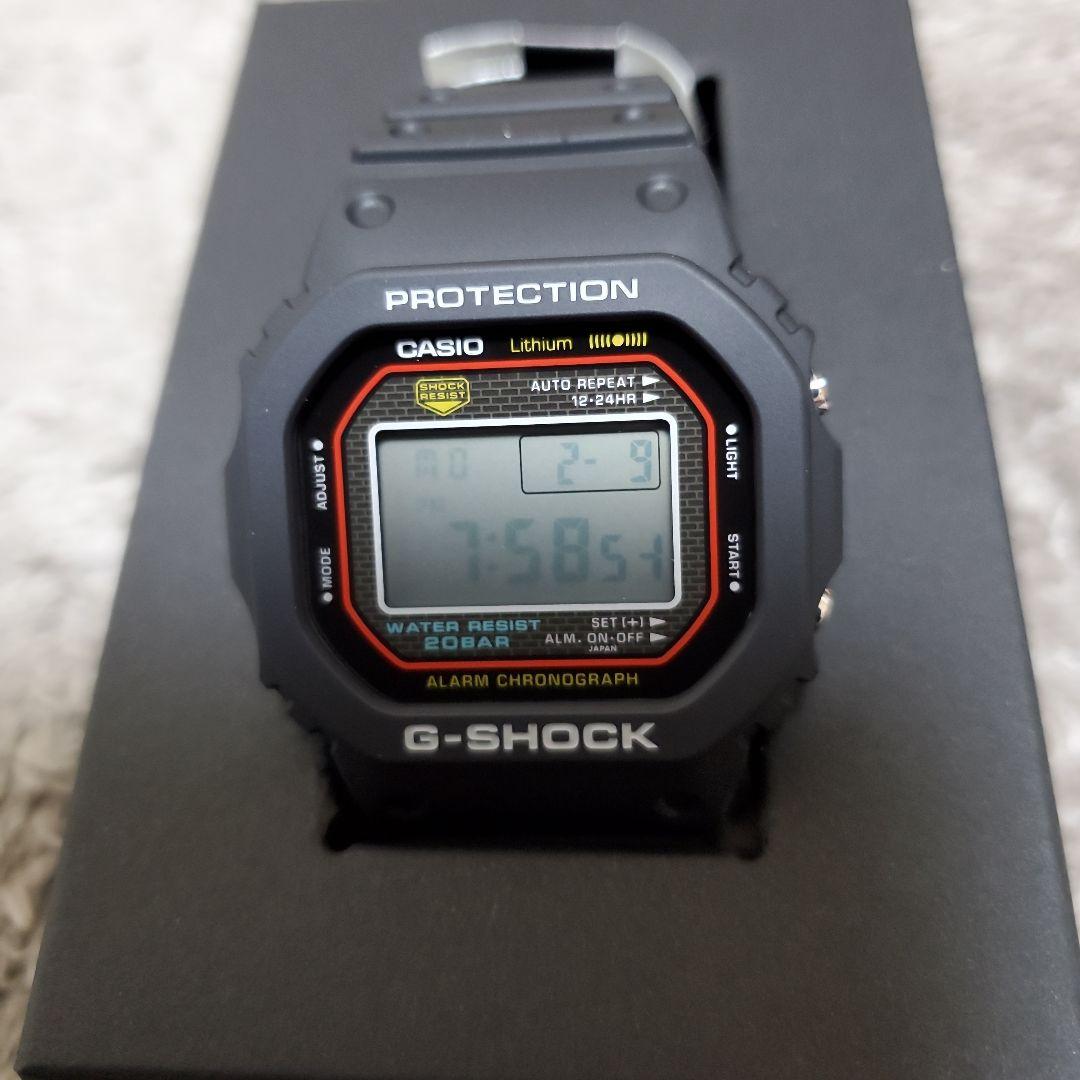 カシオ　G-SHOCK DW-5000R-1AJF