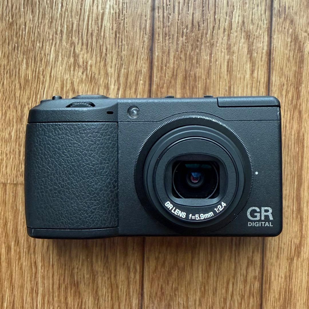 RICOH GR DIGITAL II. 動作確認済み