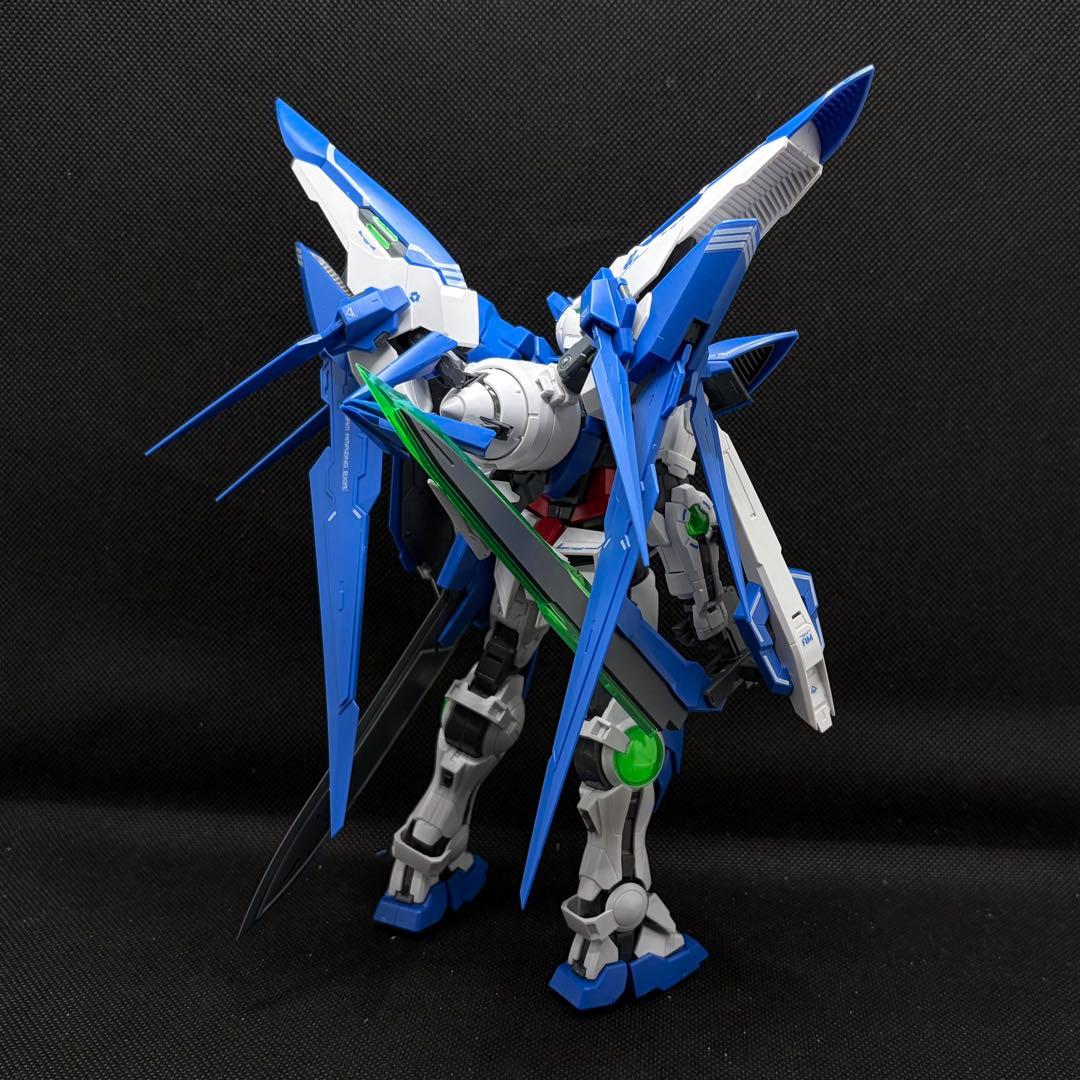 コ*ア様 ＭＧ 1/100 ガンダムアメイジングエクシア 完成品