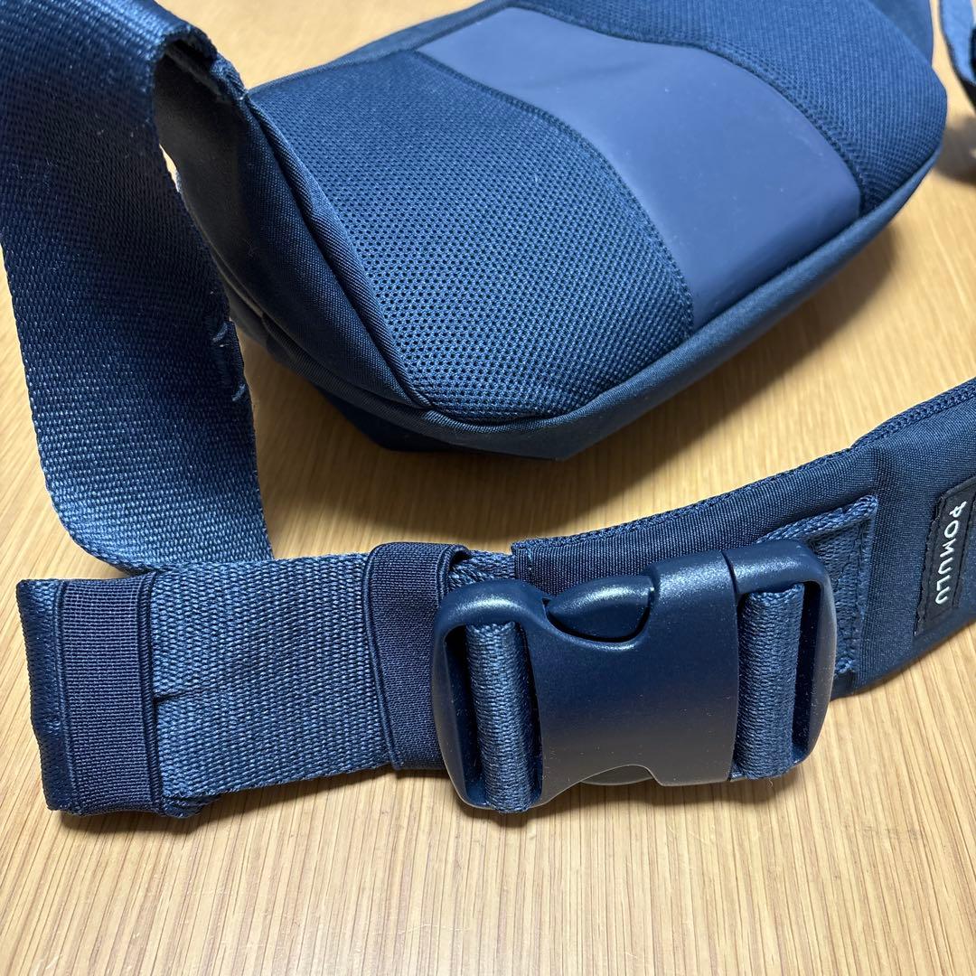 Pomulu ヒップシート ネイビー