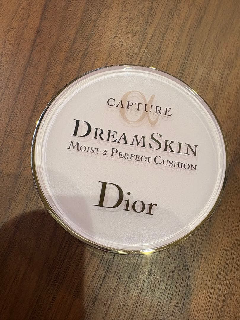 Diorカプチュールドリームスキンモイストクッション010リフィル付き