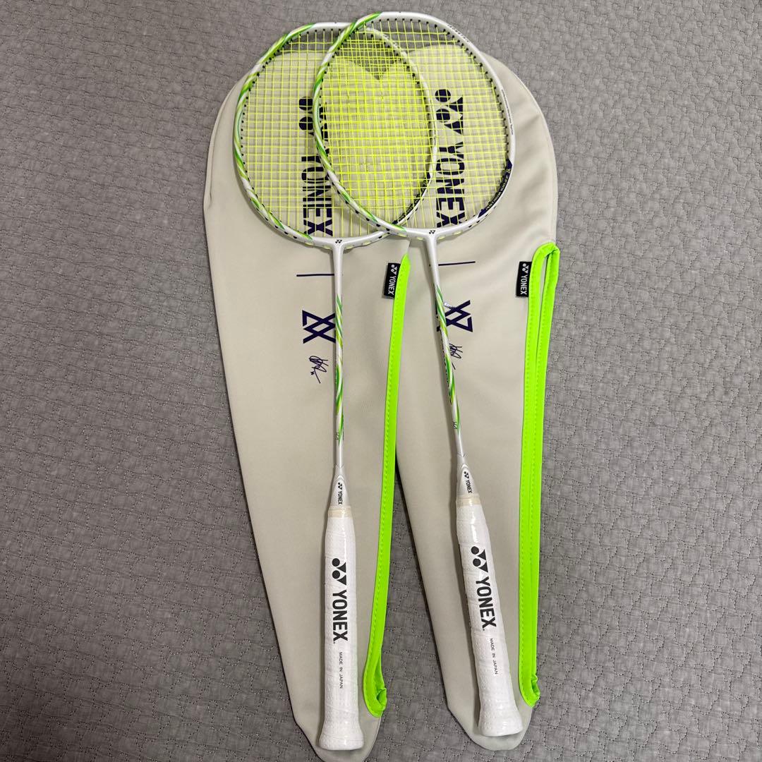 YONEX AX100ZV 4U6 バドミントン2本　アストロクス100zz