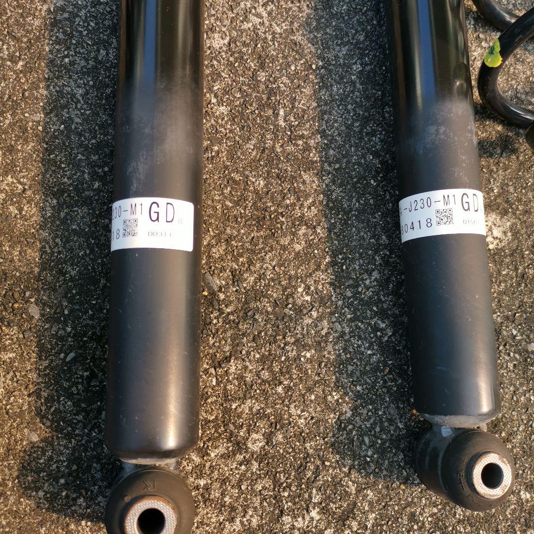 N-BOX HONDA JF3 ショックアブソーバー 前後セット　前期　カスタム