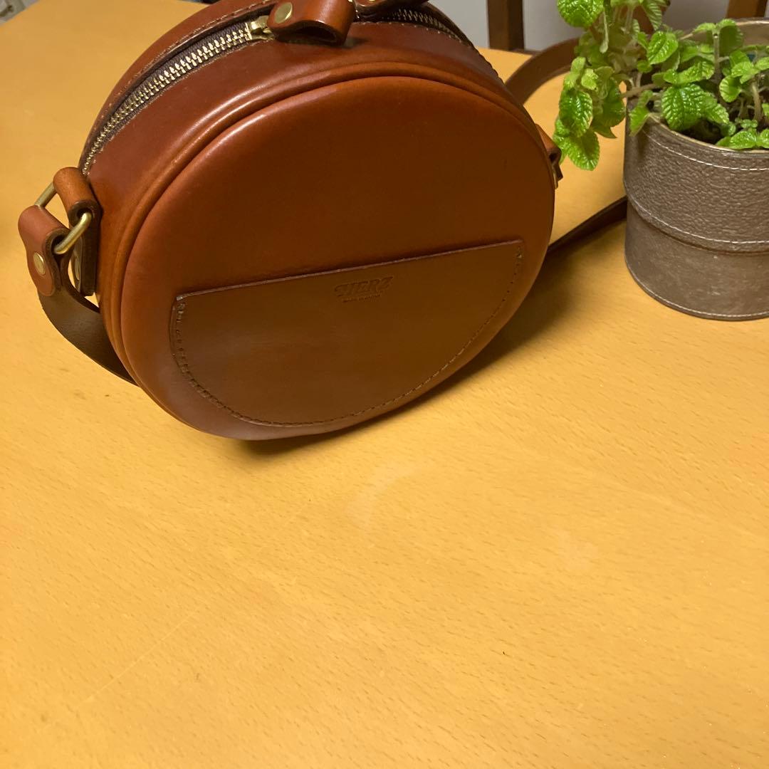 お値下げしました。HERZ まんまるショルダーポシェット（CK-19）