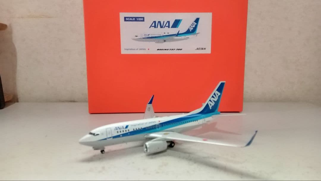 航空機・ヘリコプター ANA 1/200 BOEING 737-700 IOJ jcwings