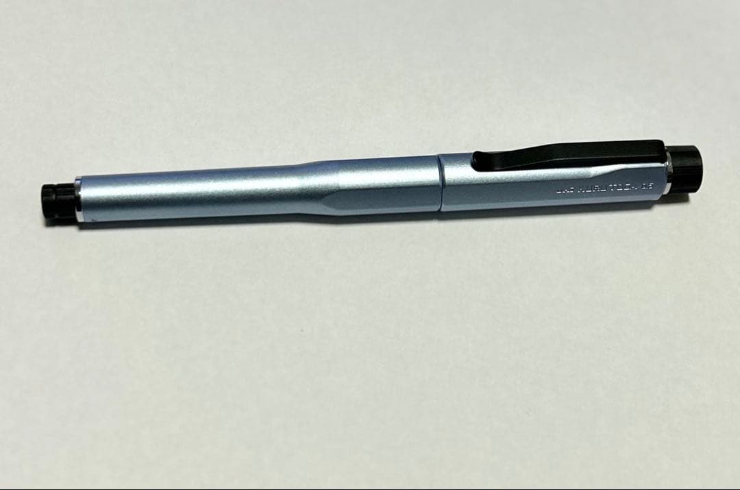 クルトガダイブ　カスケードブルー　0.5mm