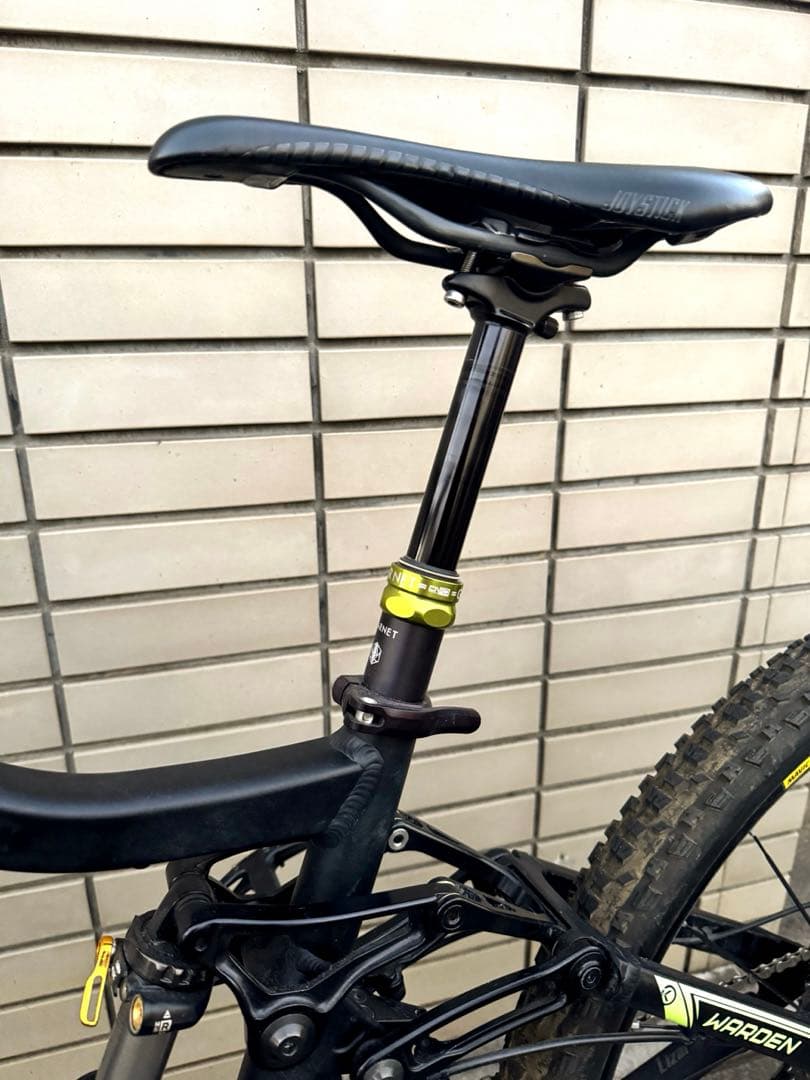 KNOLLY 27.5インチ MTB フルサスペンション