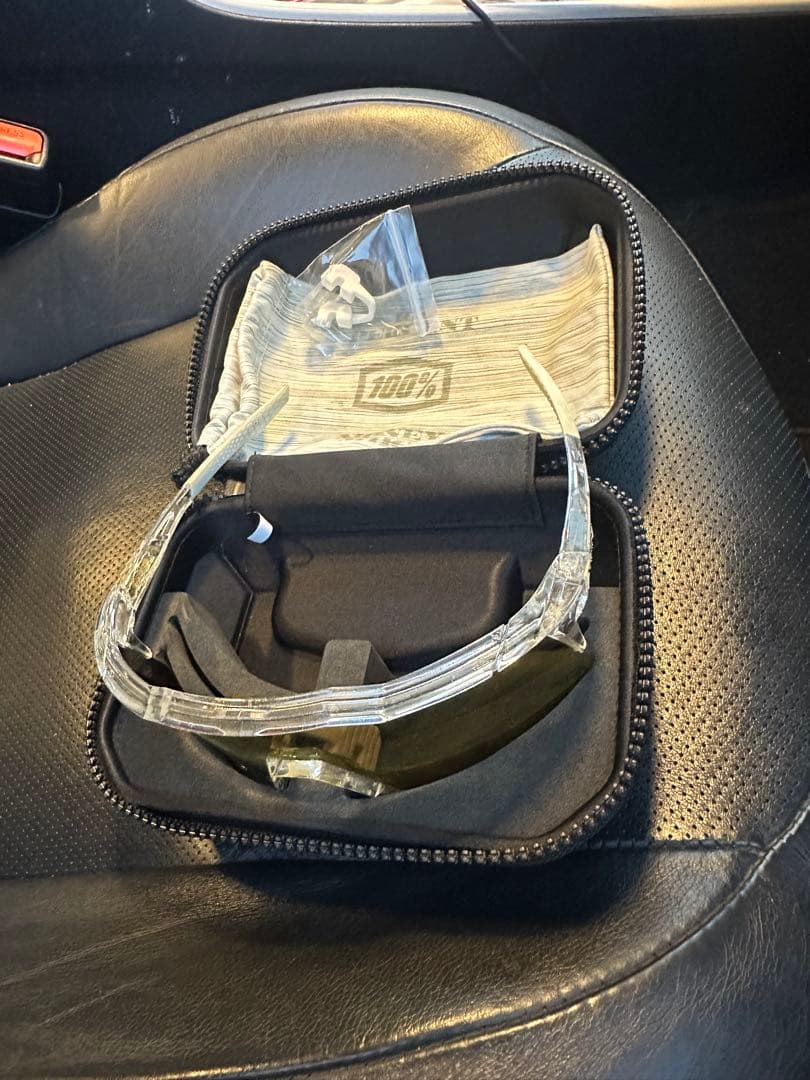 100% スポーツサングラス　限定