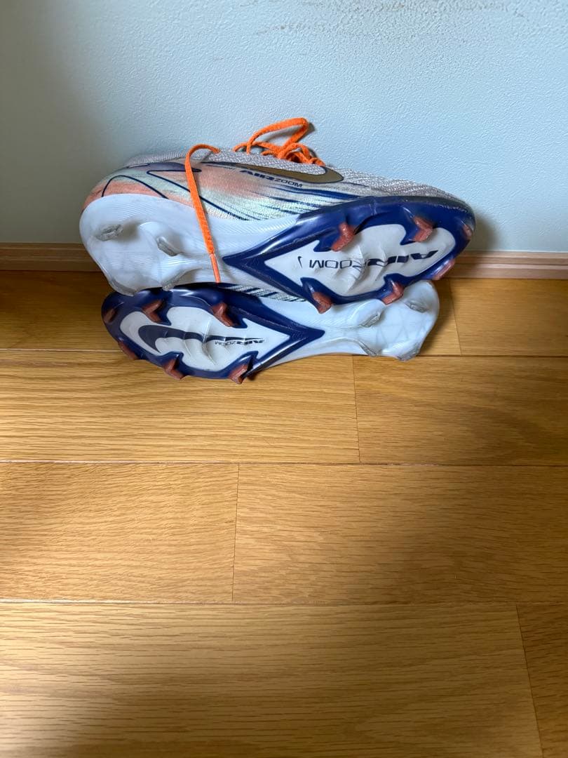 ナイキ マーキュリアル ヴェイパー 16