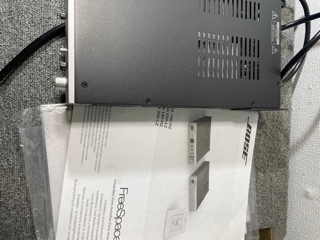 BOSE FreeSpace IZA250-LZ アンプ