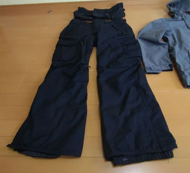 686 スノーボード　スキー　ウェア 上下　Мサイズ アンセムパウダーガード付