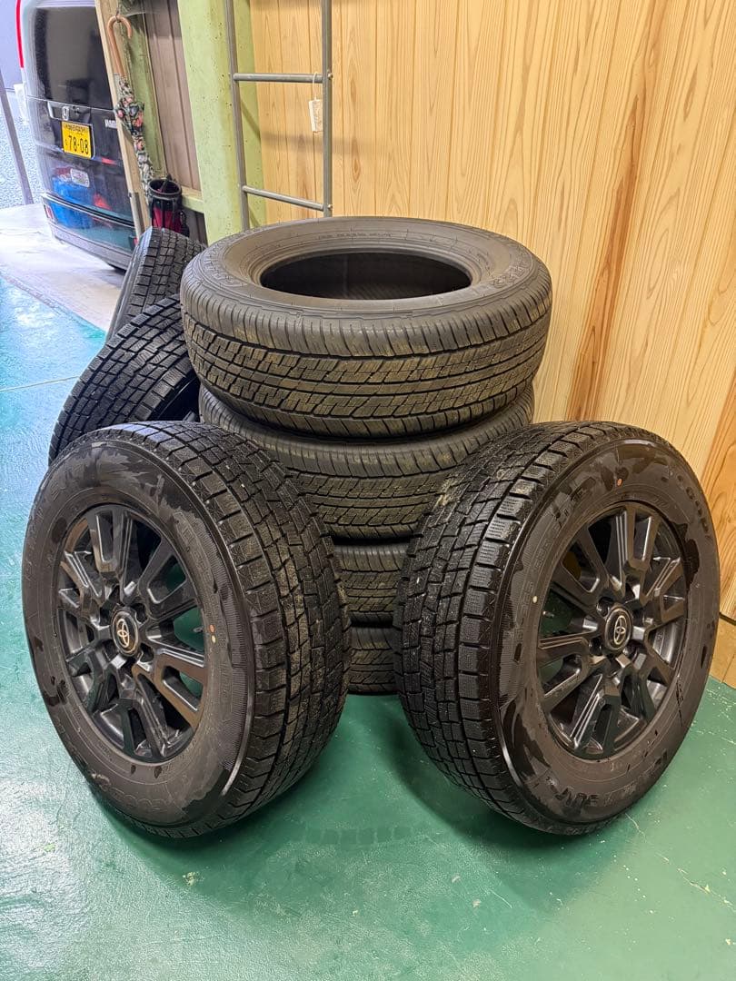 ランクル250 純正18インチホイール＋スタッドレス 265/65R18ナット付