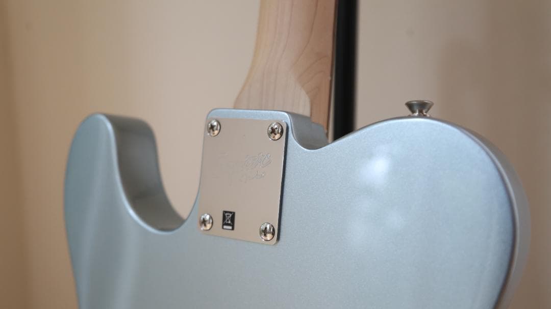 Squier by fender Telecaster　Ice Blue