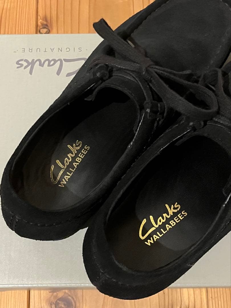 Clarks ブラック スエード モカシン