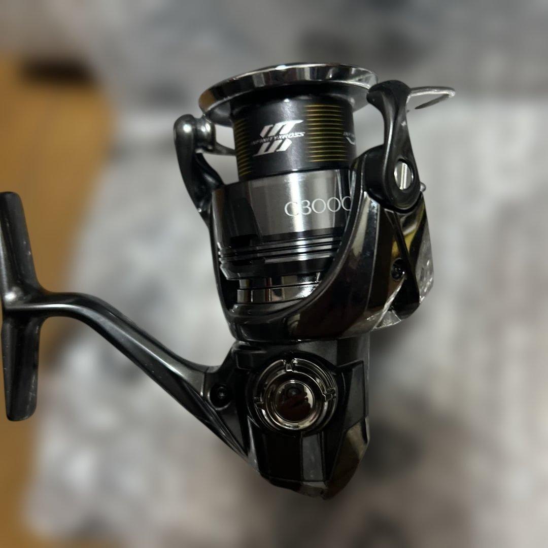 SHIMANO TWIN POWER C3000XG スピニングリール