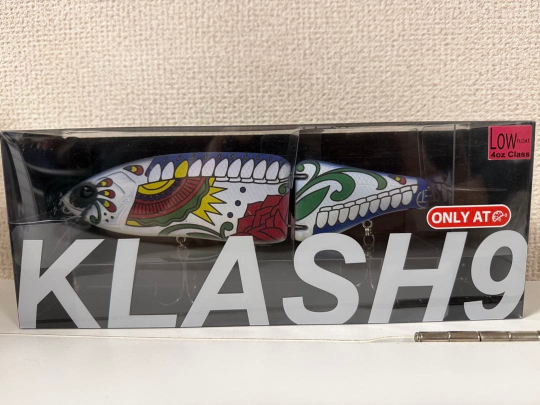 DRT　クラッシュ9　LOW　Day of the Bitez (White)