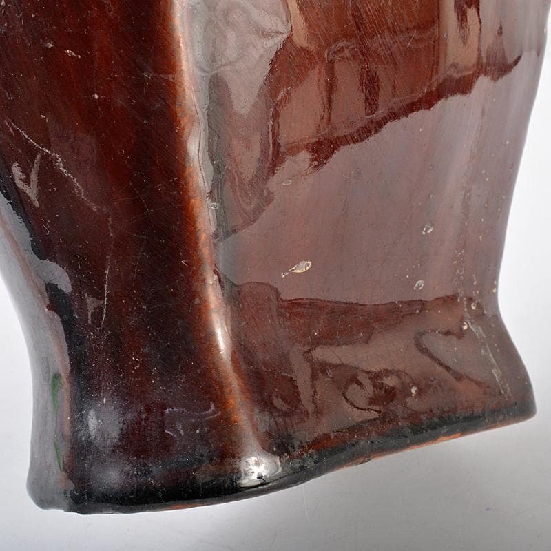 中国　紅釉　面取六角瓶　V　R5455B