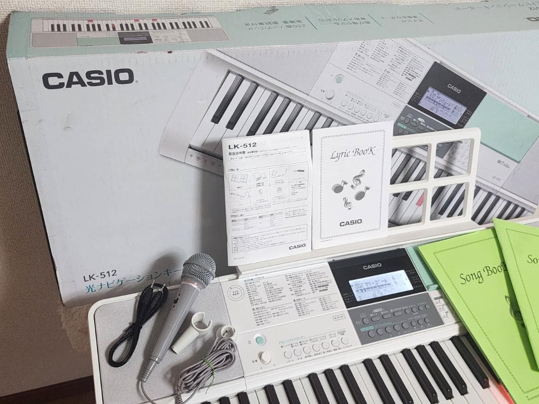 おにぎり☆美品☆CASIO 光ナビゲーションキーボード LK-512