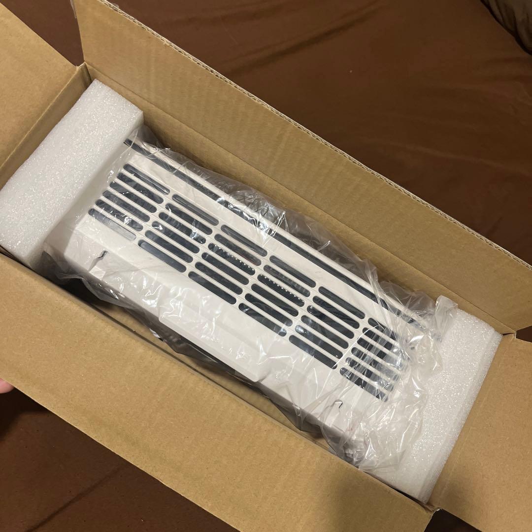 LAVINO 冷却ミスト付き卓上扇風機　ホワイト