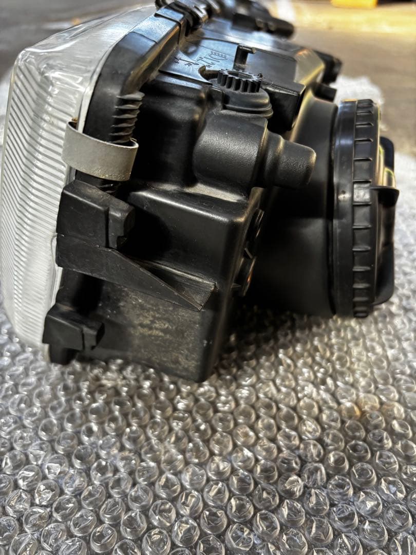 99年式 V70(8B) 純正ヘッドライト