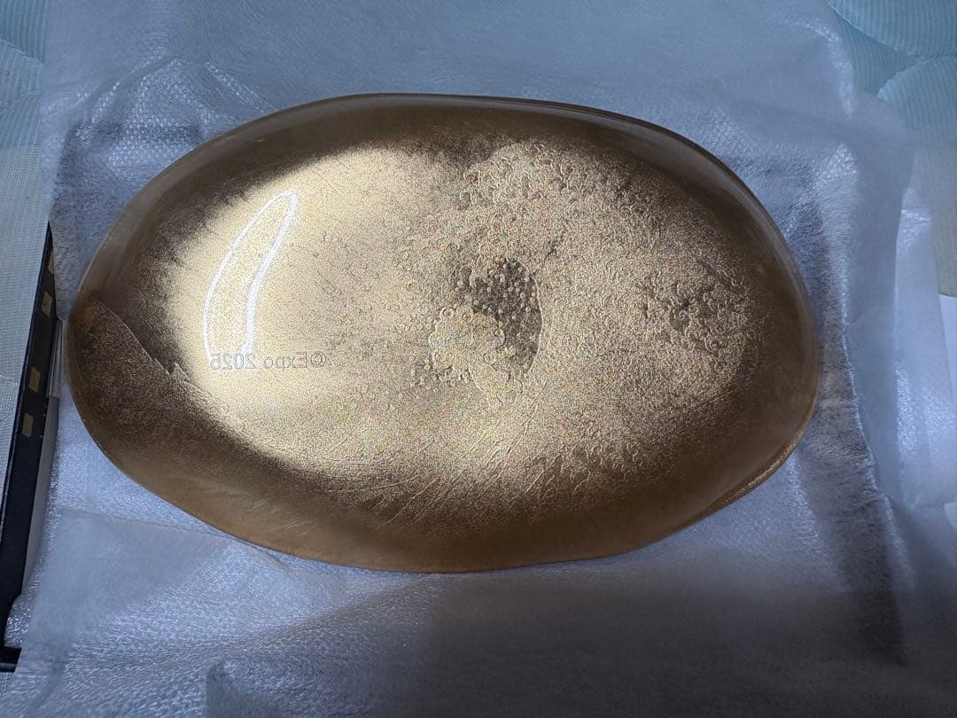 関西万博　ミャクミャク×葛飾北斎　ガラストレー