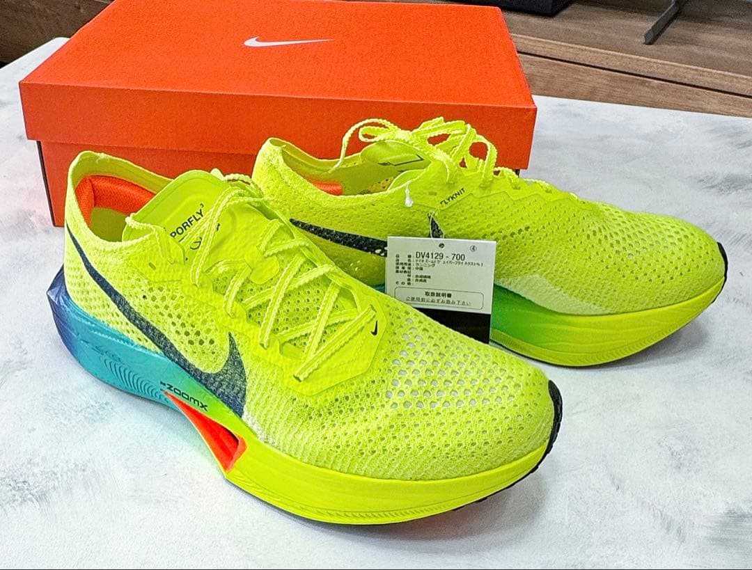 【新品未使用】ナイキ NIKE ヴェイパーフライ3 28.0cm ボルト