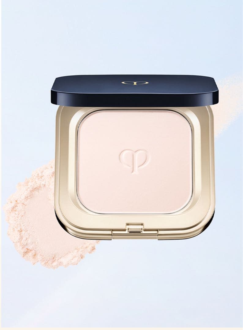 clé de peau フェイスパウダー 5g コンパクトケース　新品未使用‼️