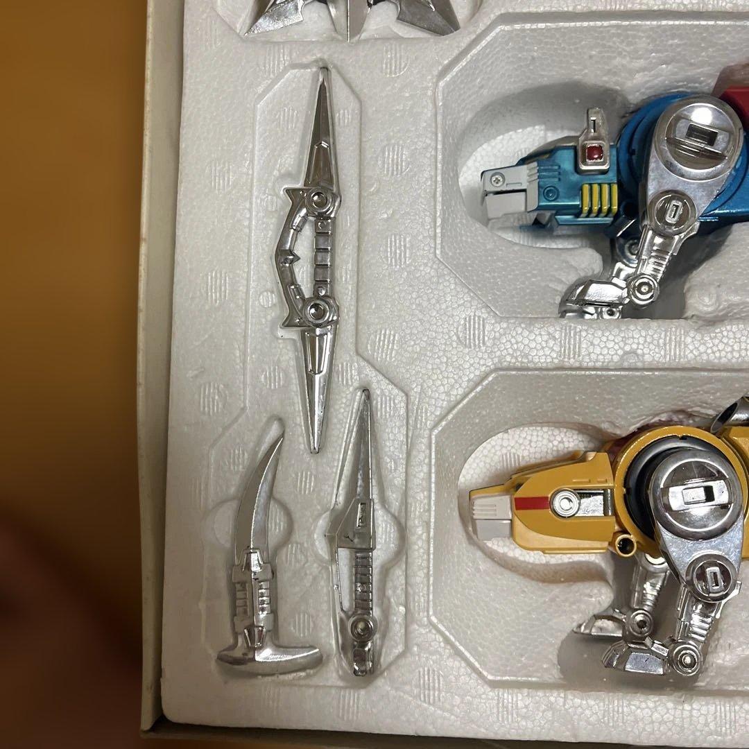 未来獣合体　ゴライオン超合金　ポピー