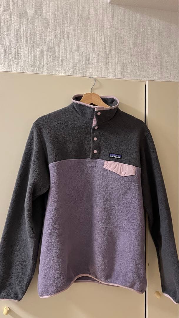 18年製 patagonia シンチラスナップT グレー/ピンク/パープル M
