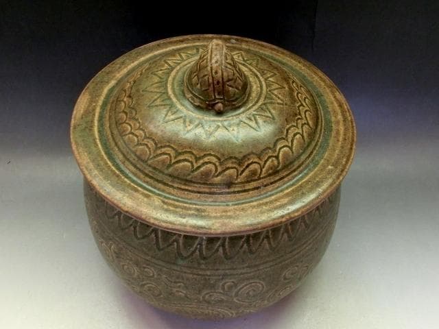 蓋物■唐物亀乗り珍獣唐草鉄釉蓋鉢 菓子器 古玩 中国 古美術 時代物 骨董品■