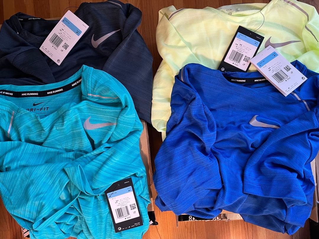 ナイキ　Tシャツ　Mサイズ　4点　ランニング