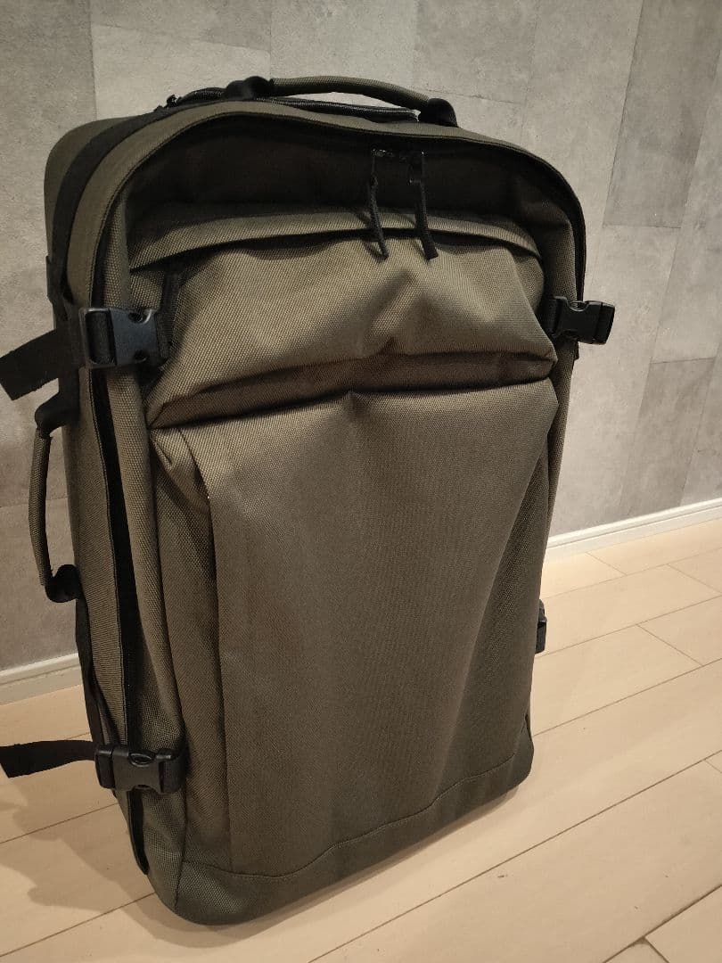 【美品】無印良品 撥水ソフトキャリーケース 40L　カーキ色　オシャレ