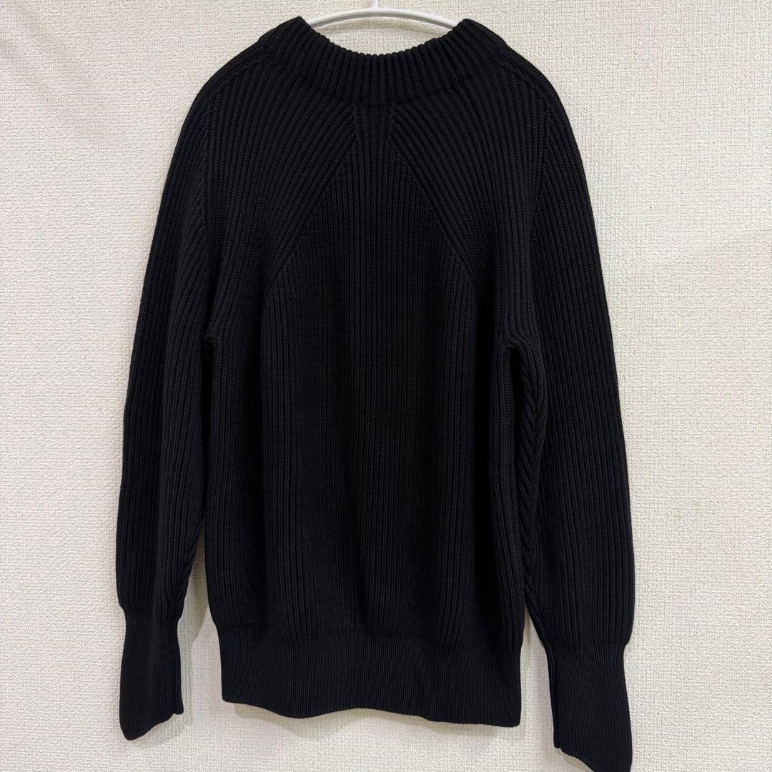 バトナー　シグネチャー ハンドウォーマー モックネック セーター ニット