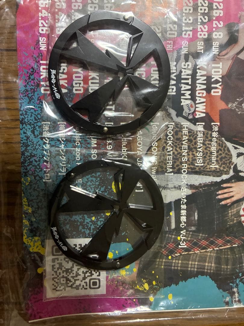 BAND-MAID メタルカラビナ エラー品と正規品