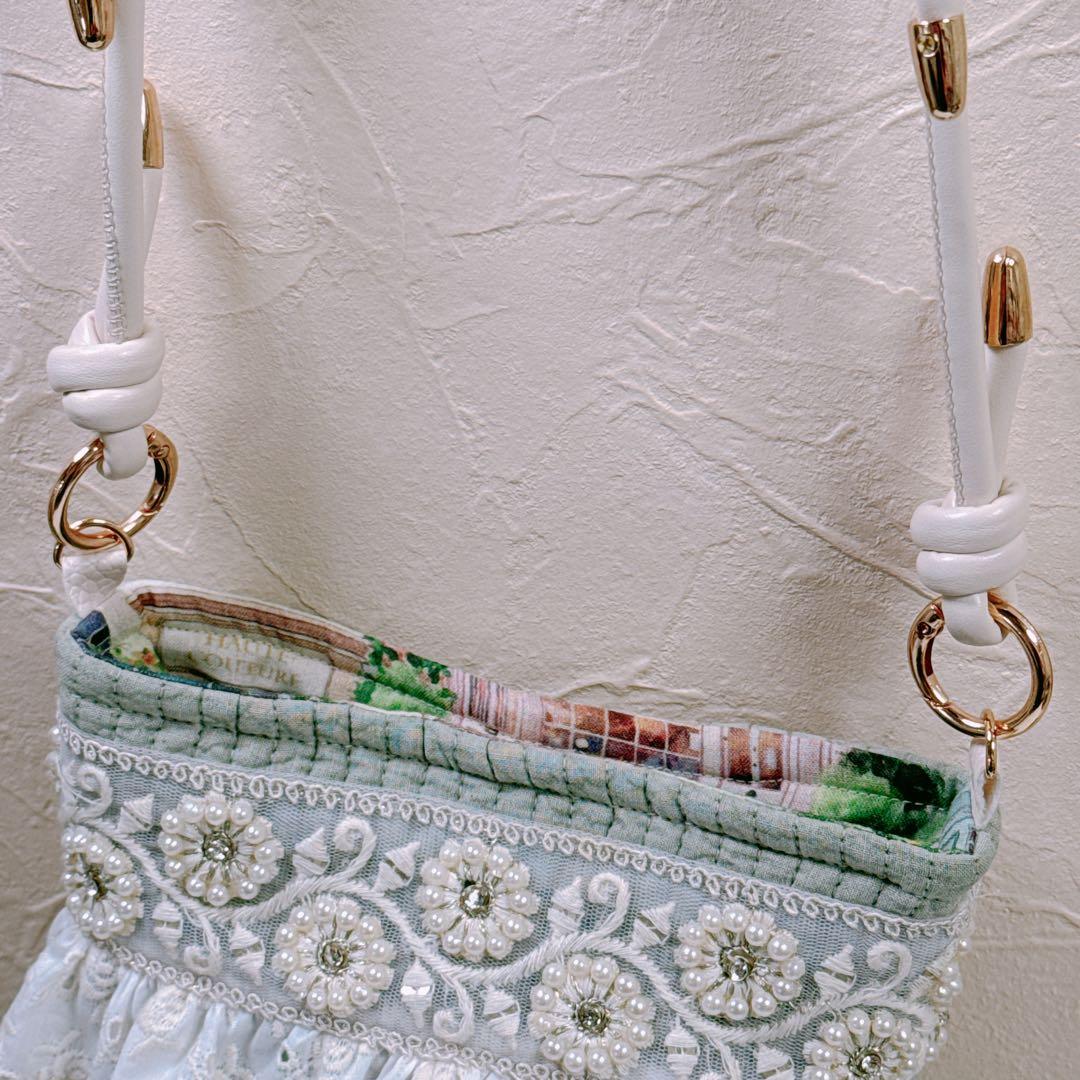 ゆ*ら様 コヤンイサムチョン♡ルミちゃんのインド刺繍×若草ヌビスマホショルダー♡