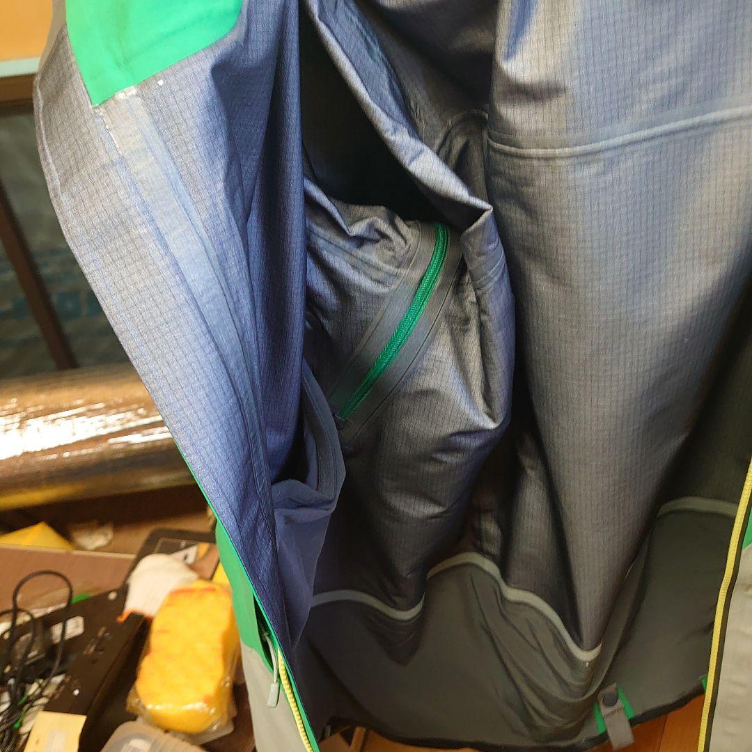 patagonia XS ジャケット 緑/青