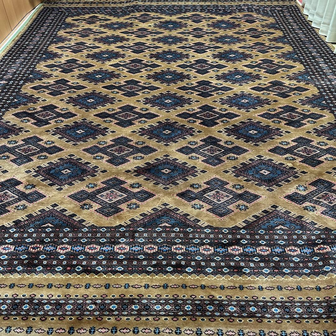 パキスタン絨毯　ラグ　手織り絨毯　ペルシャ絨毯