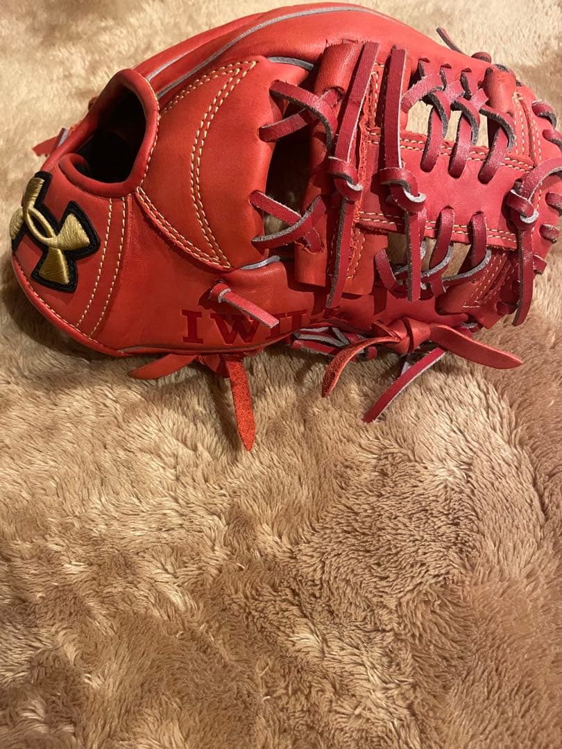 Under Armour IW 軟式グローブ レッドオレンジ