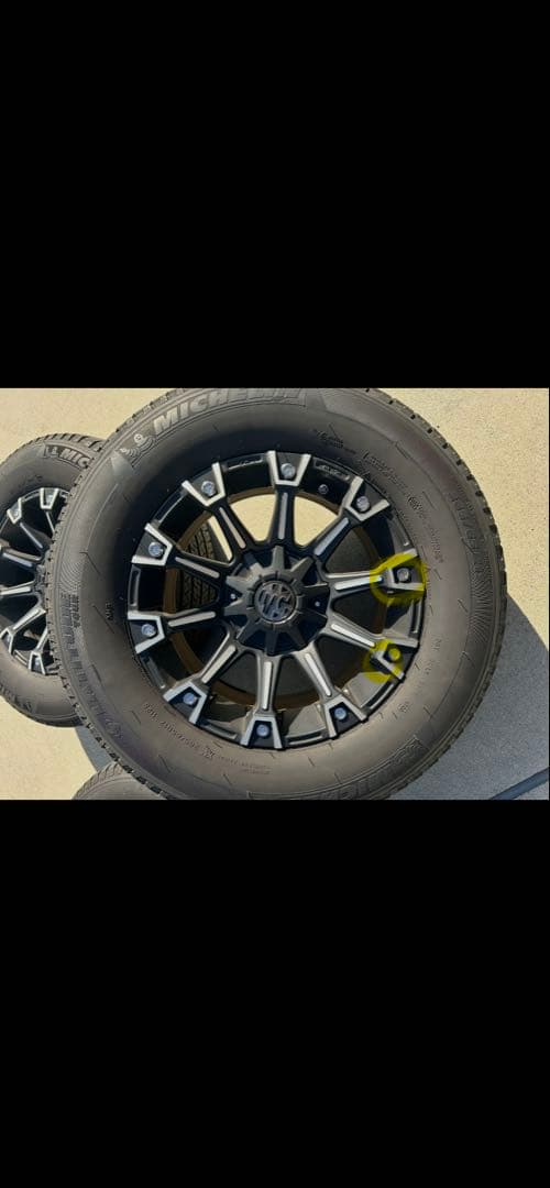 マーテルギア　モンスター4本セット265/65/r17【美品】