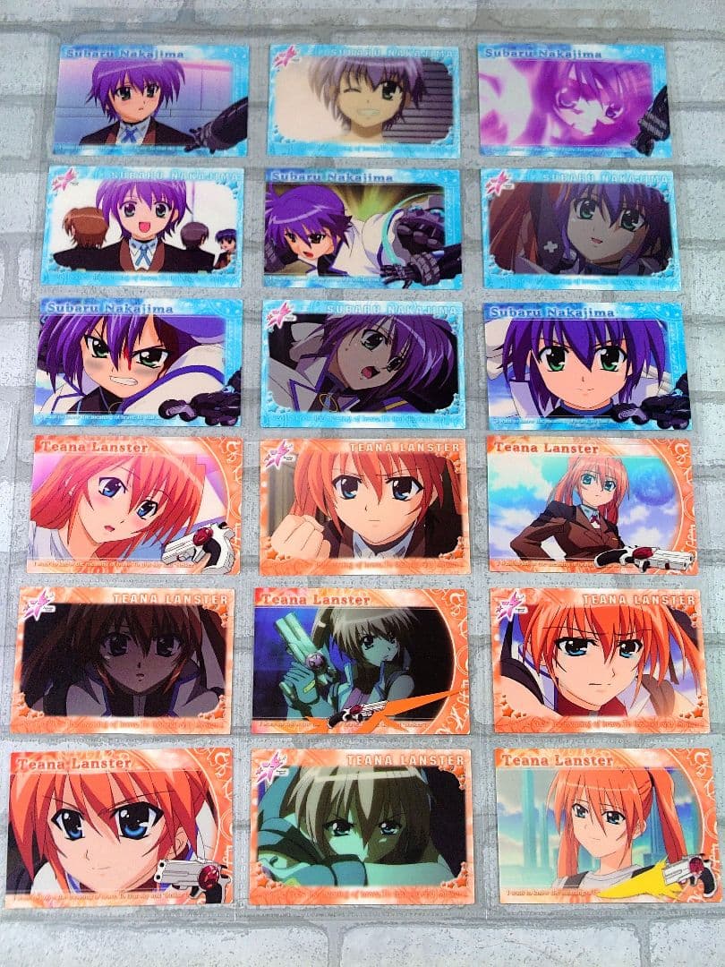 魔法少女リリカルなのはStrikerS、トレカ225枚&バインダー。