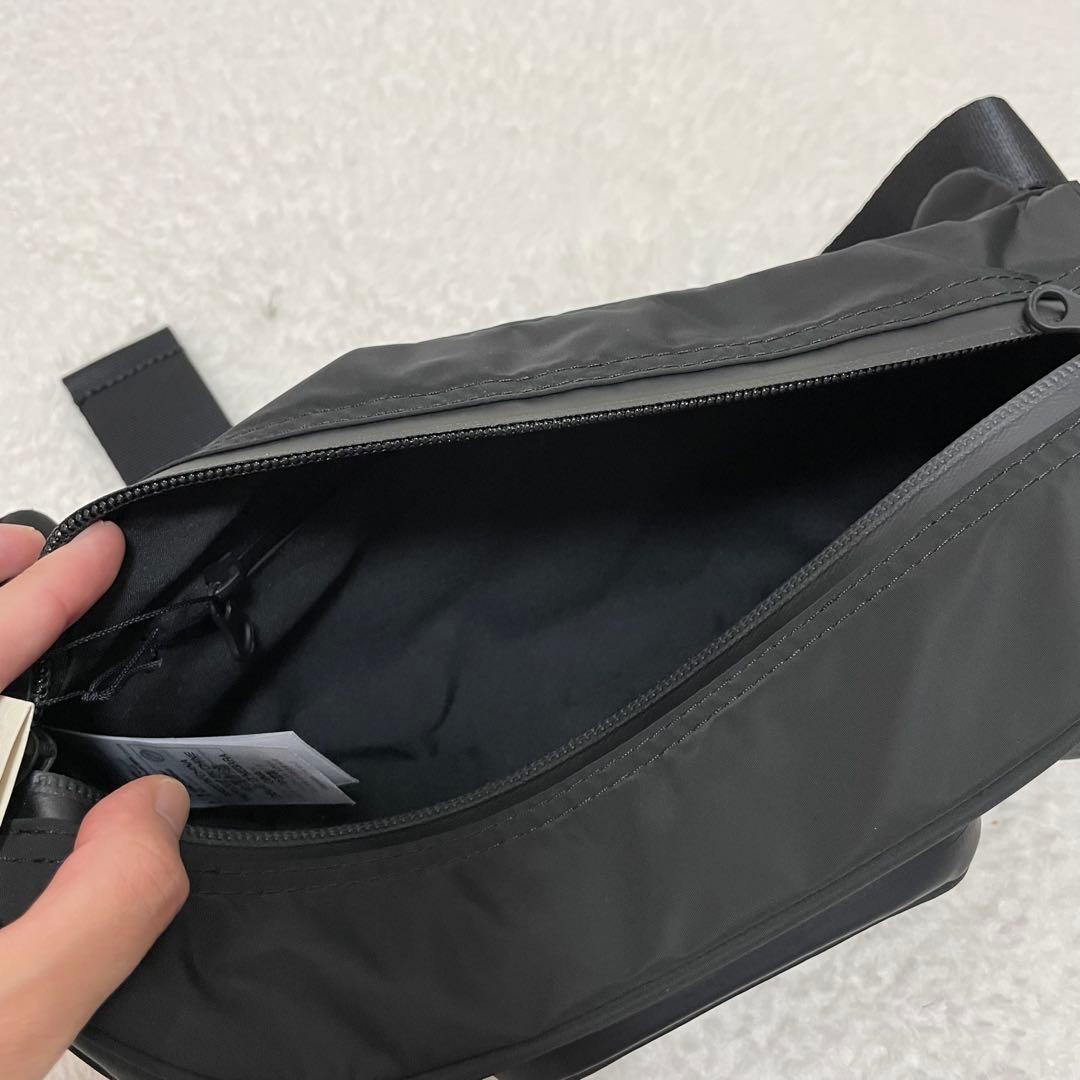 未使用✨アディダスバイステラマッカートニー　ボディバッグ　バムバッグ　ブラック