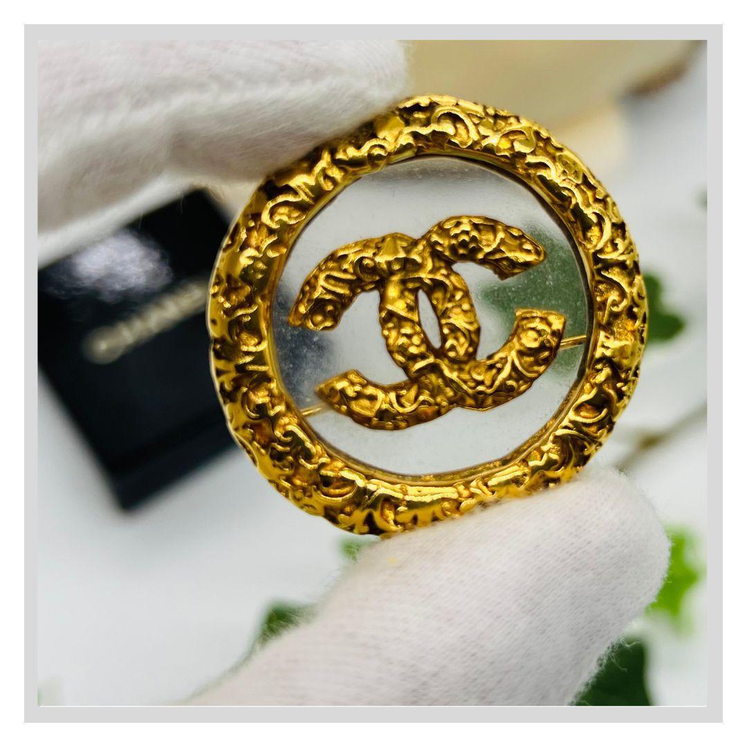 CHANEL シャネル 溶岩　ヴィンテージ ブローチ ゴールド メタル