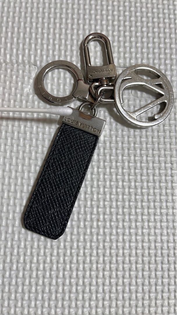 LOUIS VUITTON キーリング